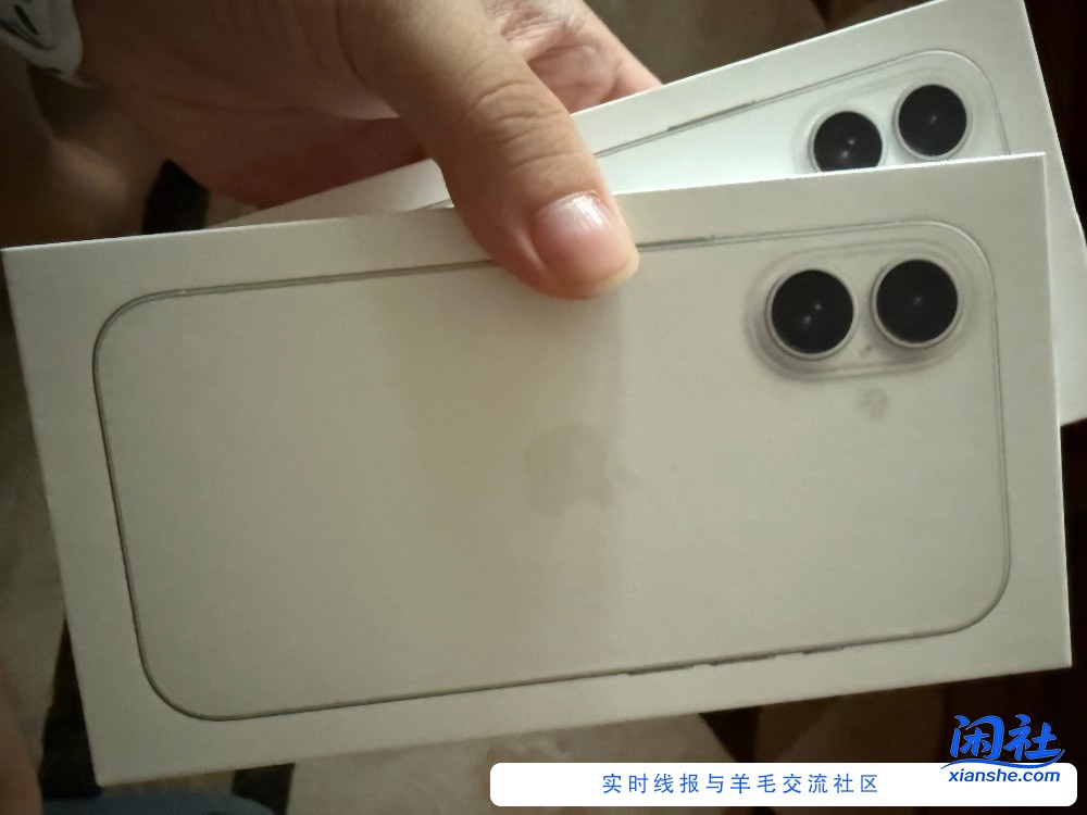 去年买的俩16 128g 半夜看完发布会 直接叫转转上门了