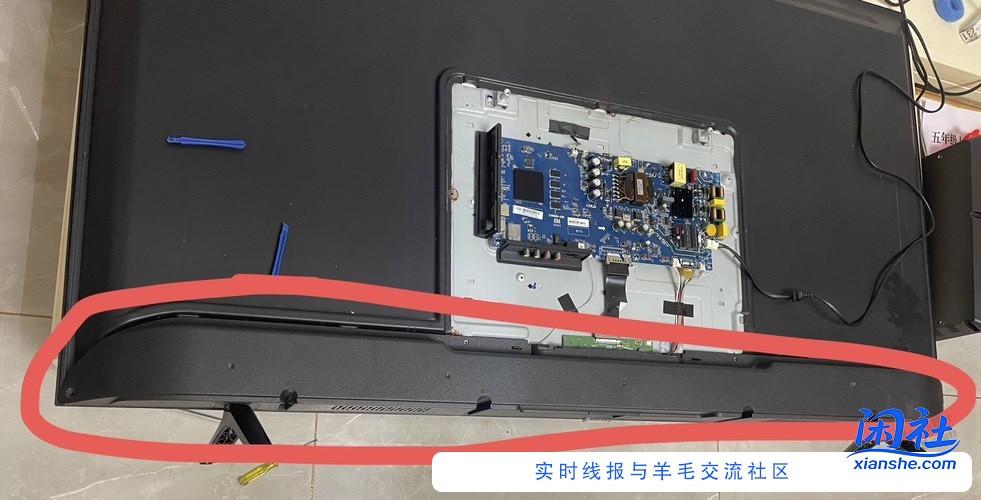 吧修麻烦进来看看，小米电视下后盖怎样拆？