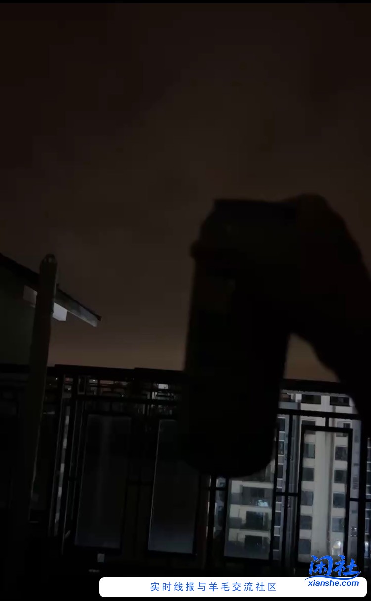 还有吧友没睡吗？喝一个