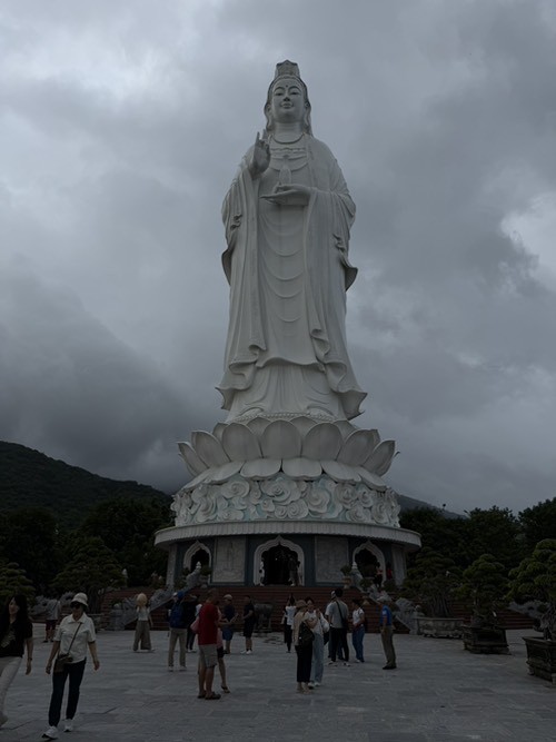 在越南玩了 50 天，兄弟们有啥想问的