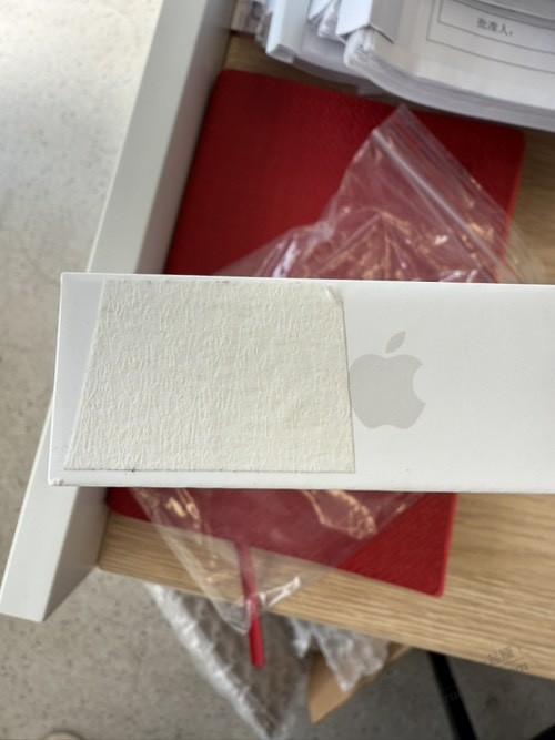 各位老鸟帮忙看看这个手机是什么情况，第一次遇到