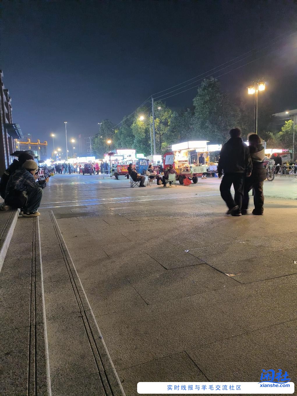 家门口，大学城摆摊做什么好